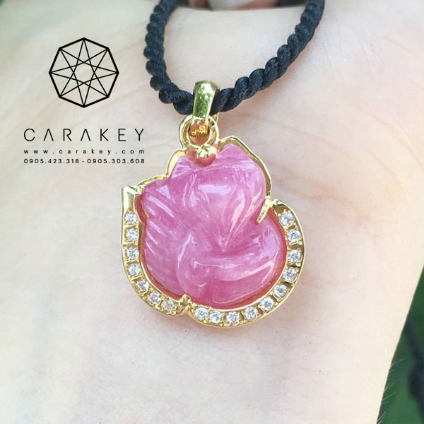 Hồ ly đá ruby bọc vàng 18k, mặt dây chuyền hồ ly đá, mặt dây chuyền hồ ly bằng đá, mặt dây chuyền hồ ly thạch anh, dây chuyền hồ ly phong thủy, mặt dây chuyền hồ ly đá phong thủy, dây chuyền hồ ly bằng đá, dây chuyền hồ ly đá thạch anh, mặt dây chuyền đá, mặt dây chuyền hồ ly đá ngọc