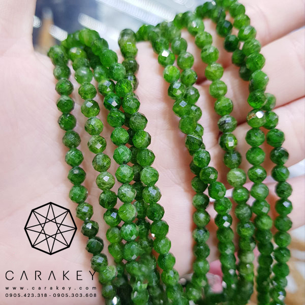 Chuỗi thạch anh Diopside, vòng tay phong thủy, vòng tay bằng đá, vòng đá phong thủy, vòng tay đá phong thủy, vòng đá thạch anh, vòng tay đá thạch anh, vòng đeo tay phong thủy, vòng đeo tay đá phong thủy, vòng đá đeo tay, vòng đá tỳ hưu, vòng tay đá phong thủy cho nam, vòng tỳ hưu đá phong thủy, vòng đá mã não